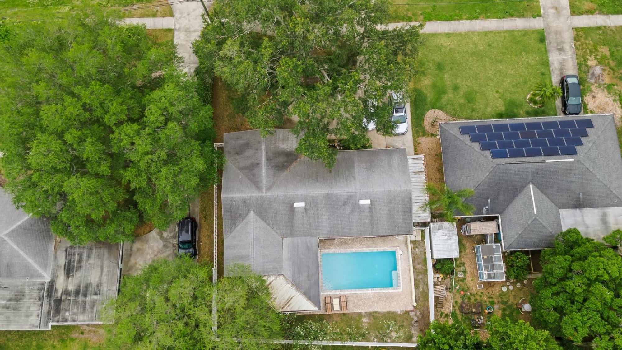 Sandy Retreat Pool Home - Vacation Rental Clearwater Exterior photo